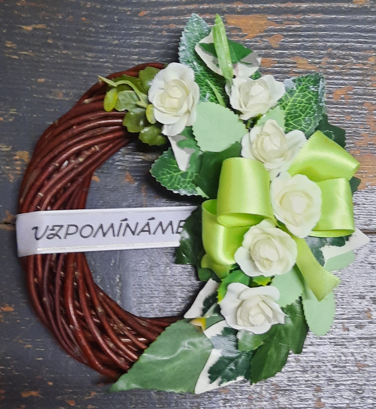 Věneček na hrob 16 cm ps2462