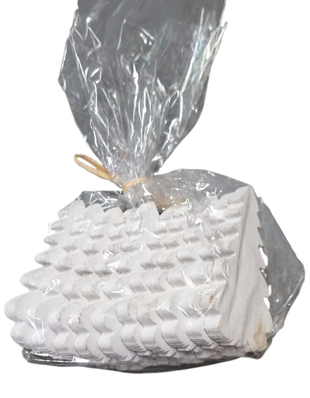 Stromeček dřevěný