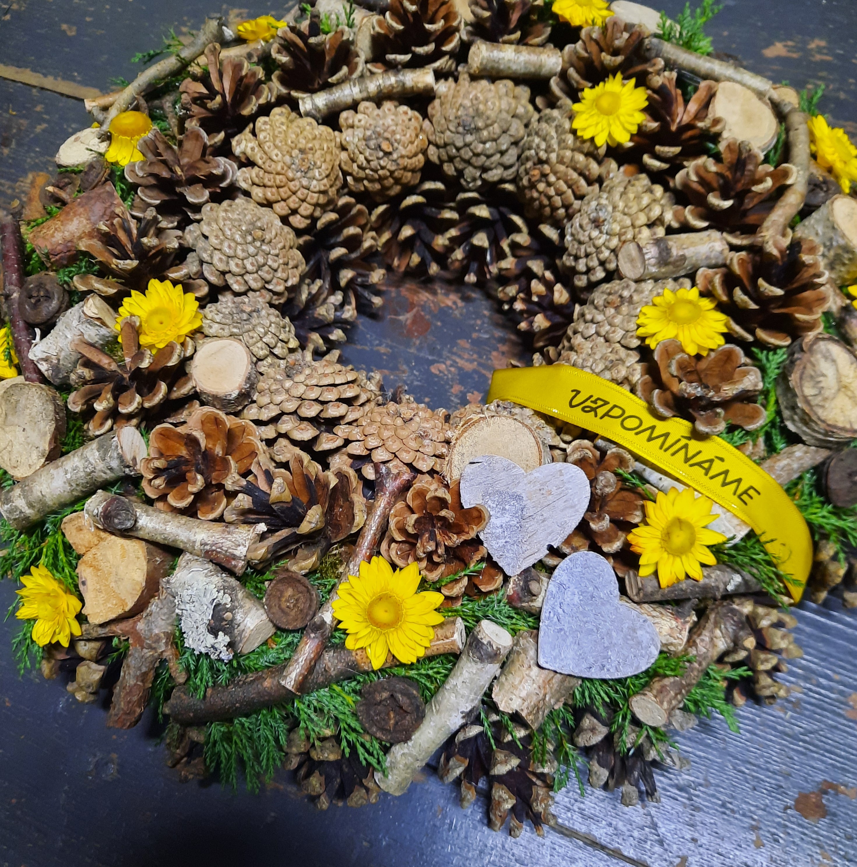 Dušičkový věnec šiškový 40cm ph1058