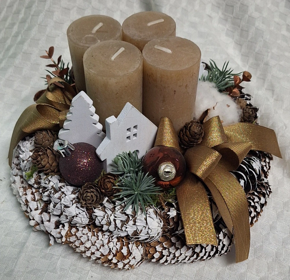 Adventní věnec zlatohnědý ps3509