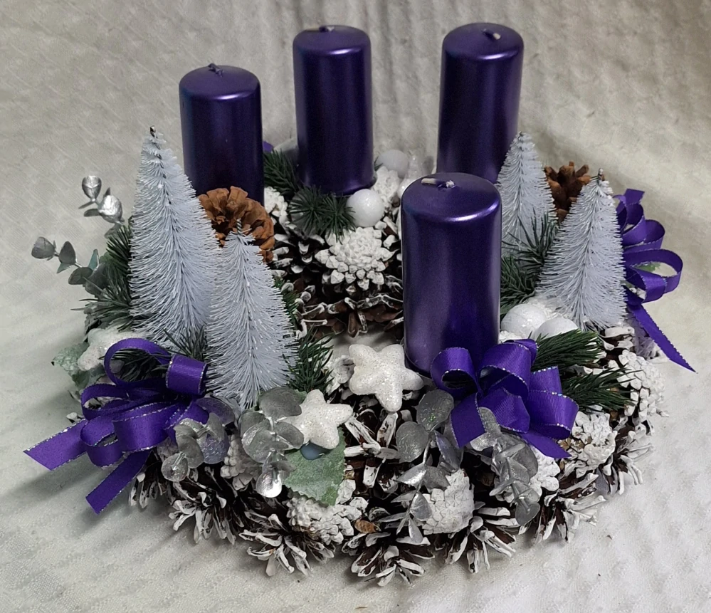 Adventní věnec fialový ps3659