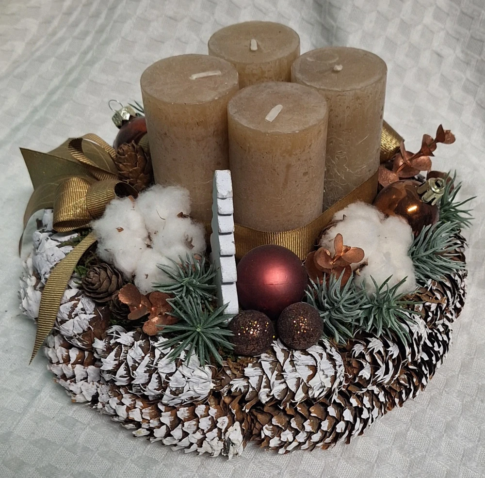 Adventní věnec zlatohnědý ps3509