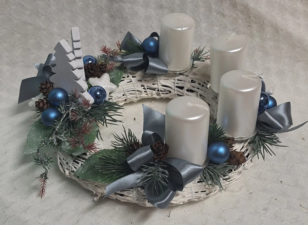 Adventní věnec modrý ps3648