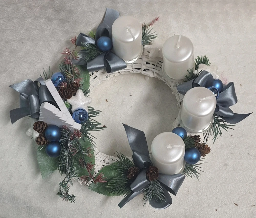 Adventní věnec modrý ps3648