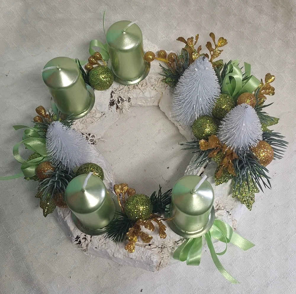 Adventní věnec zelený ph5081